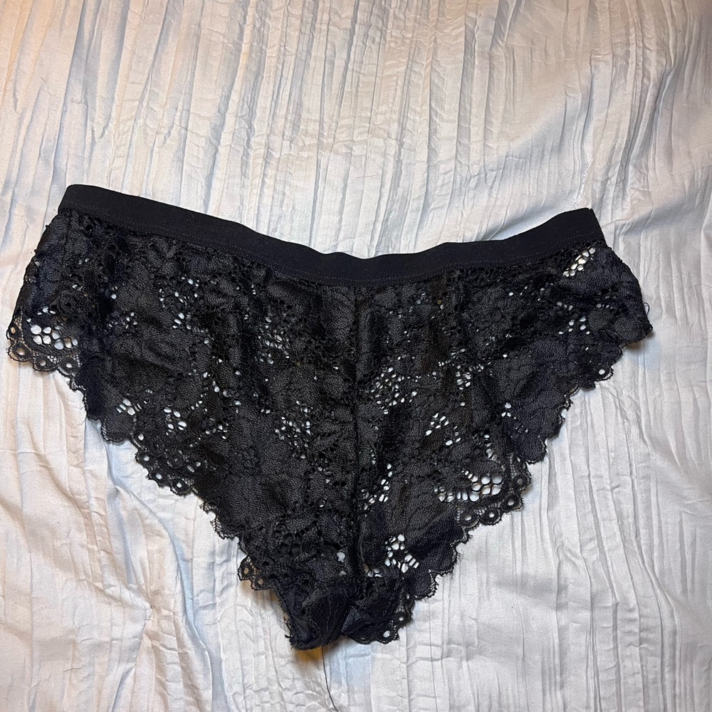🖤Preloved Lace Cheeky Panty🖤